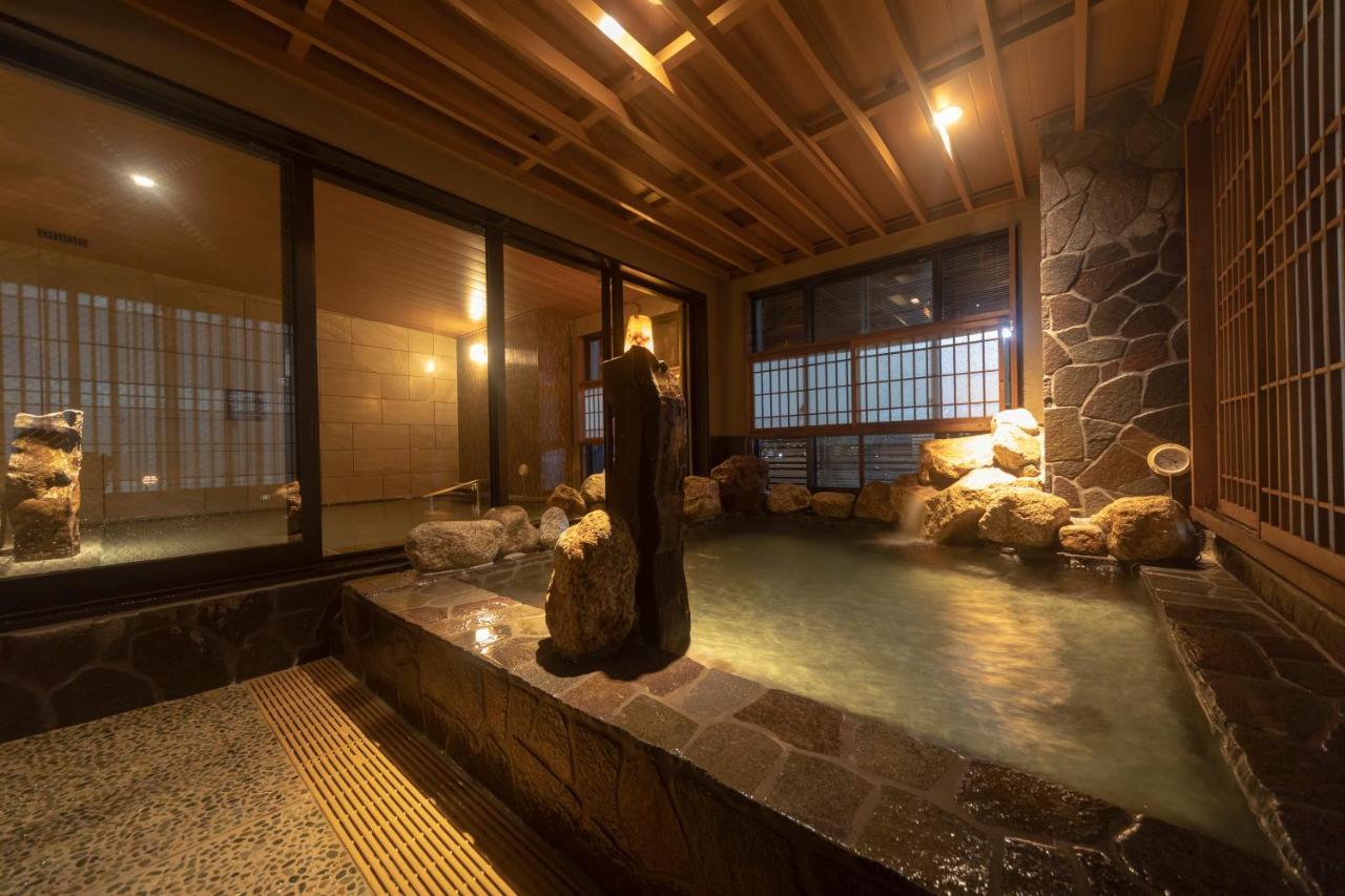 Dormy Inn Premium Namba ANNEX Natural Hot Spring Osaka Bagian luar foto